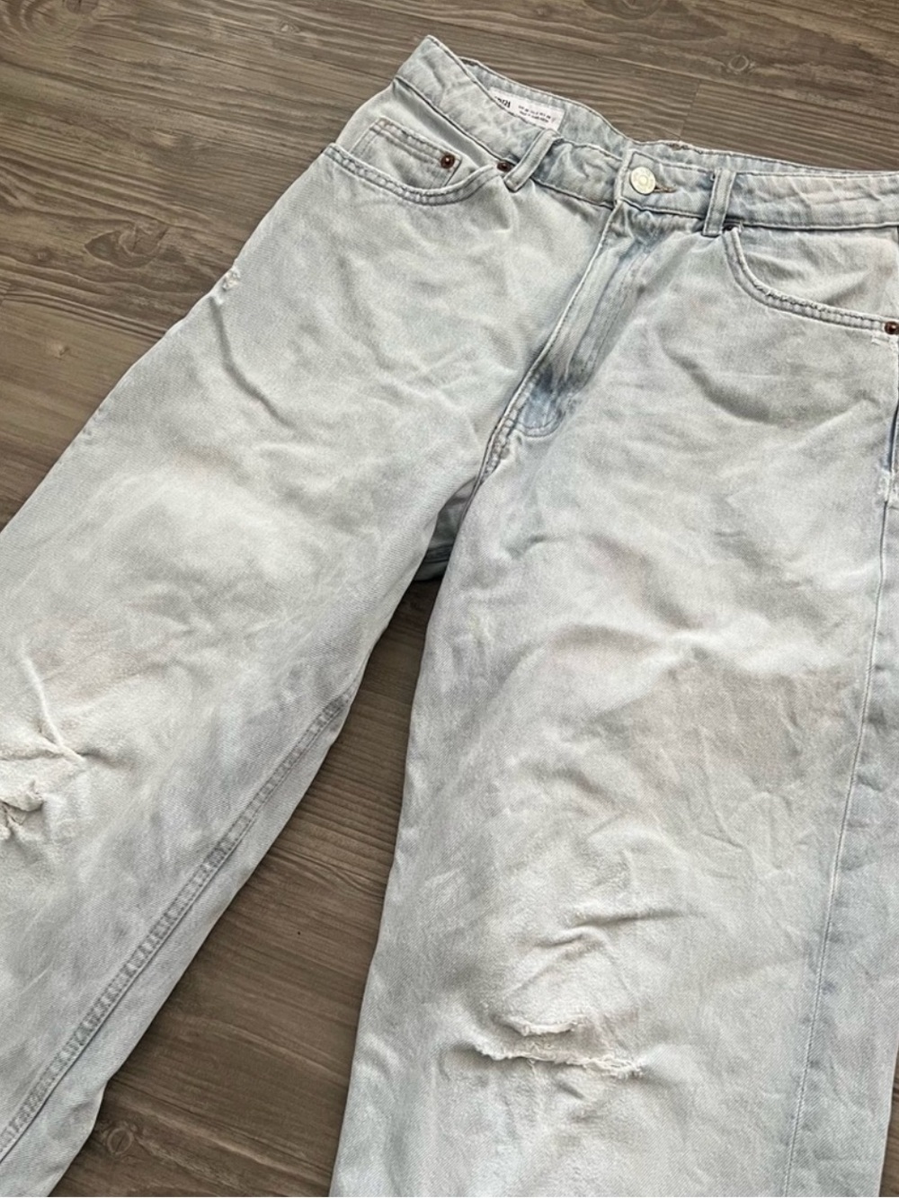 ZARA • Blogger Fave Balloon Cut Washed Denim Jeans - Picture 5 of 7